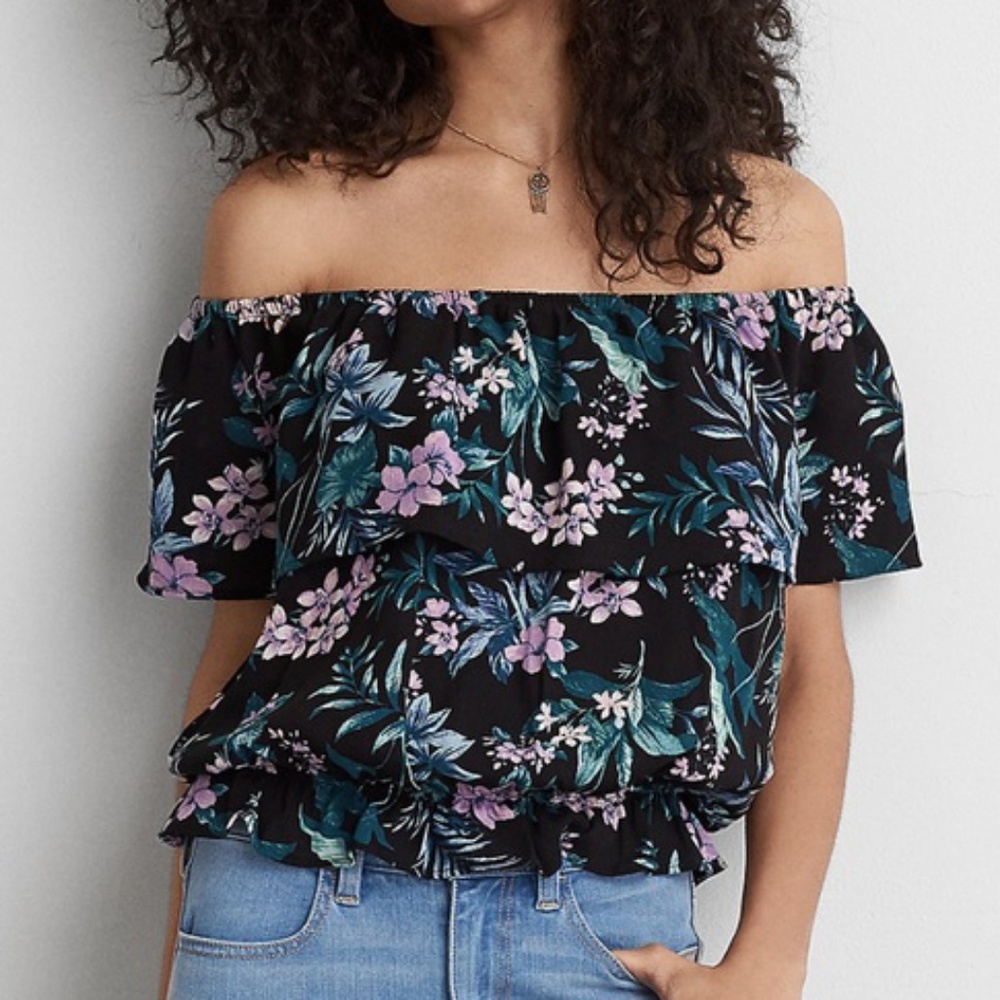AE Floral Off-The-Shoulder Top